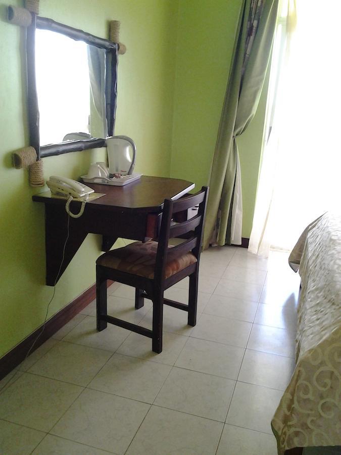 Midview Hotel Nyali Mombasa Room photo